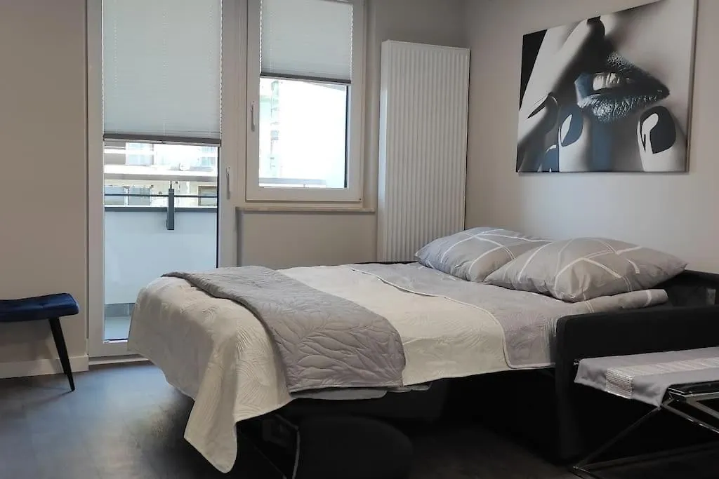 Nowoczesny Apartament W Poblizu Centrum Krakow Poland